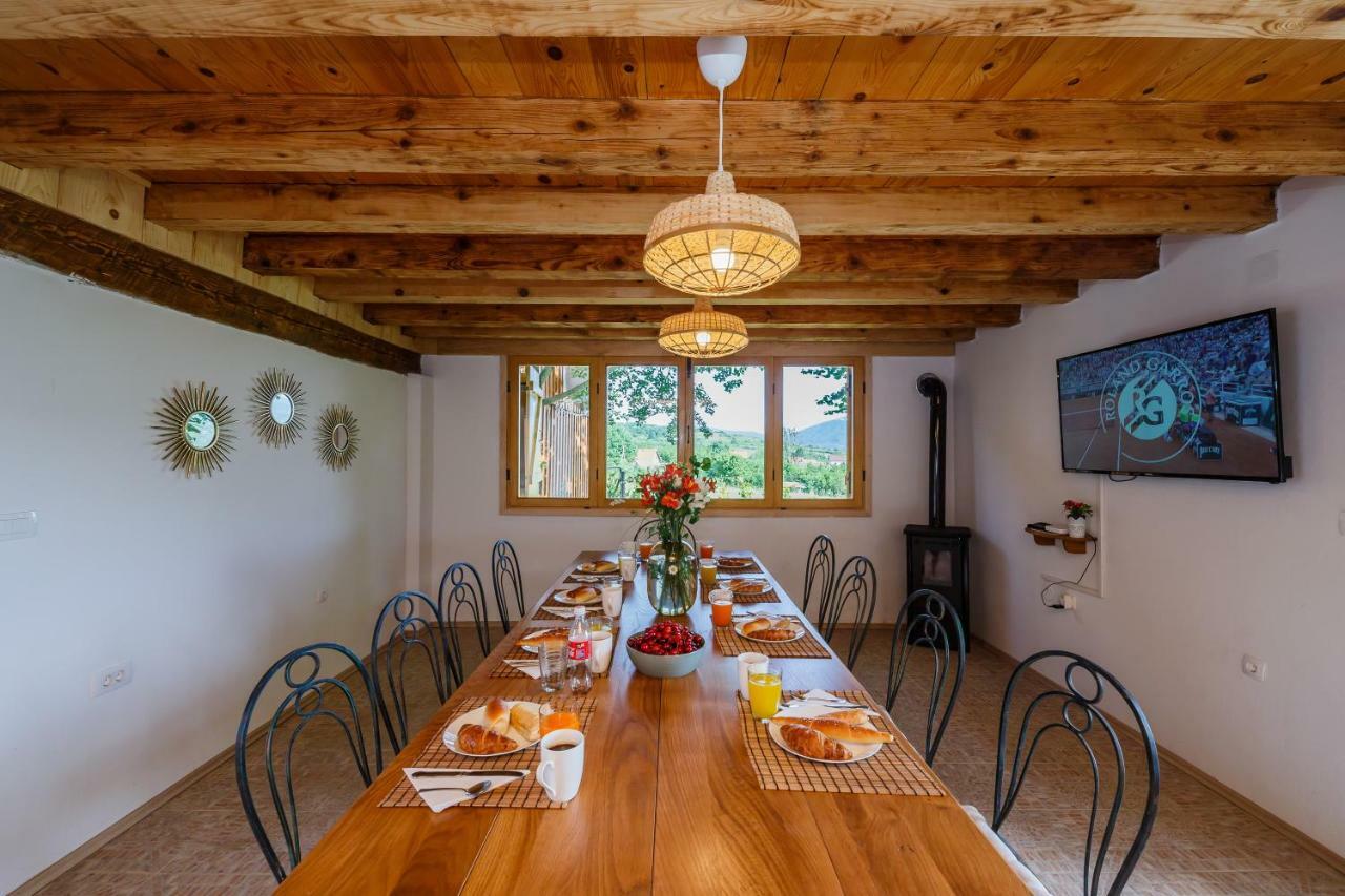 Beautiful Cottage With Heated Pool For 22 Ppl Plaski ภายนอก รูปภาพ
