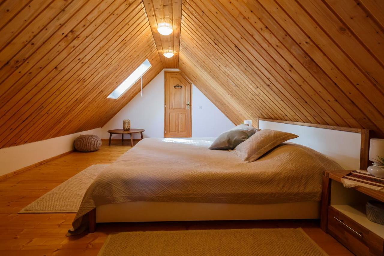 Beautiful Cottage With Heated Pool For 22 Ppl Plaski ภายนอก รูปภาพ