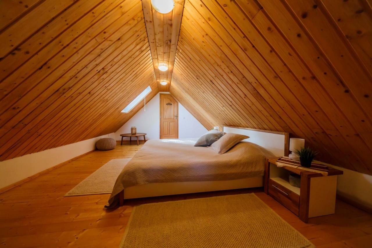 Beautiful Cottage With Heated Pool For 22 Ppl Plaski ภายนอก รูปภาพ