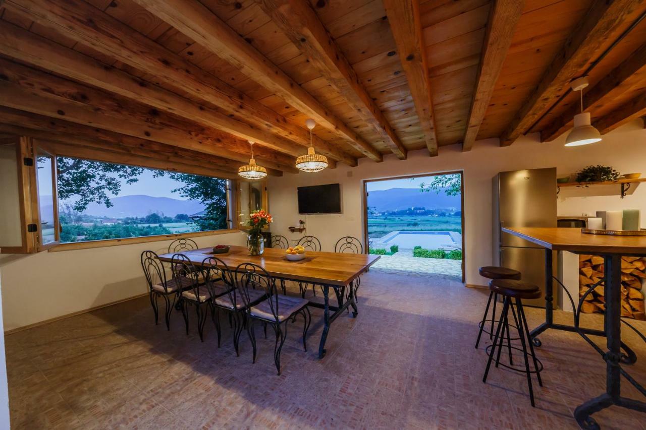 Beautiful Cottage With Heated Pool For 22 Ppl Plaski ภายนอก รูปภาพ