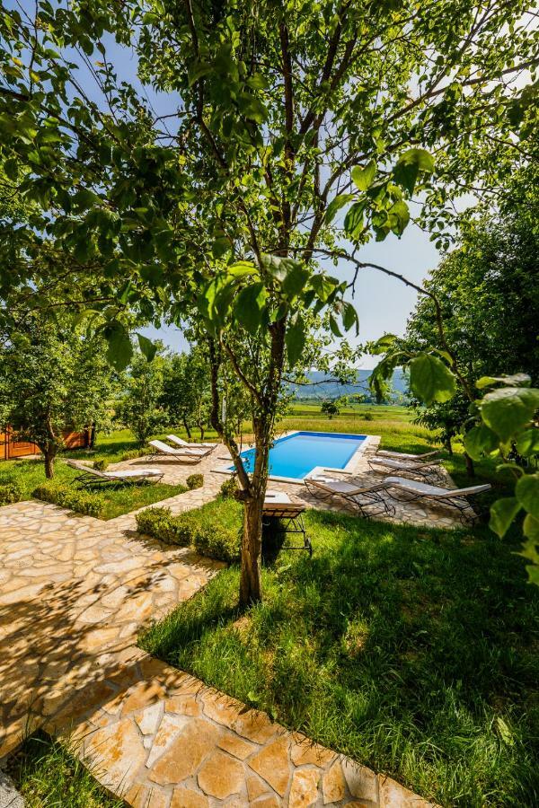 Beautiful Cottage With Heated Pool For 22 Ppl Plaski ภายนอก รูปภาพ