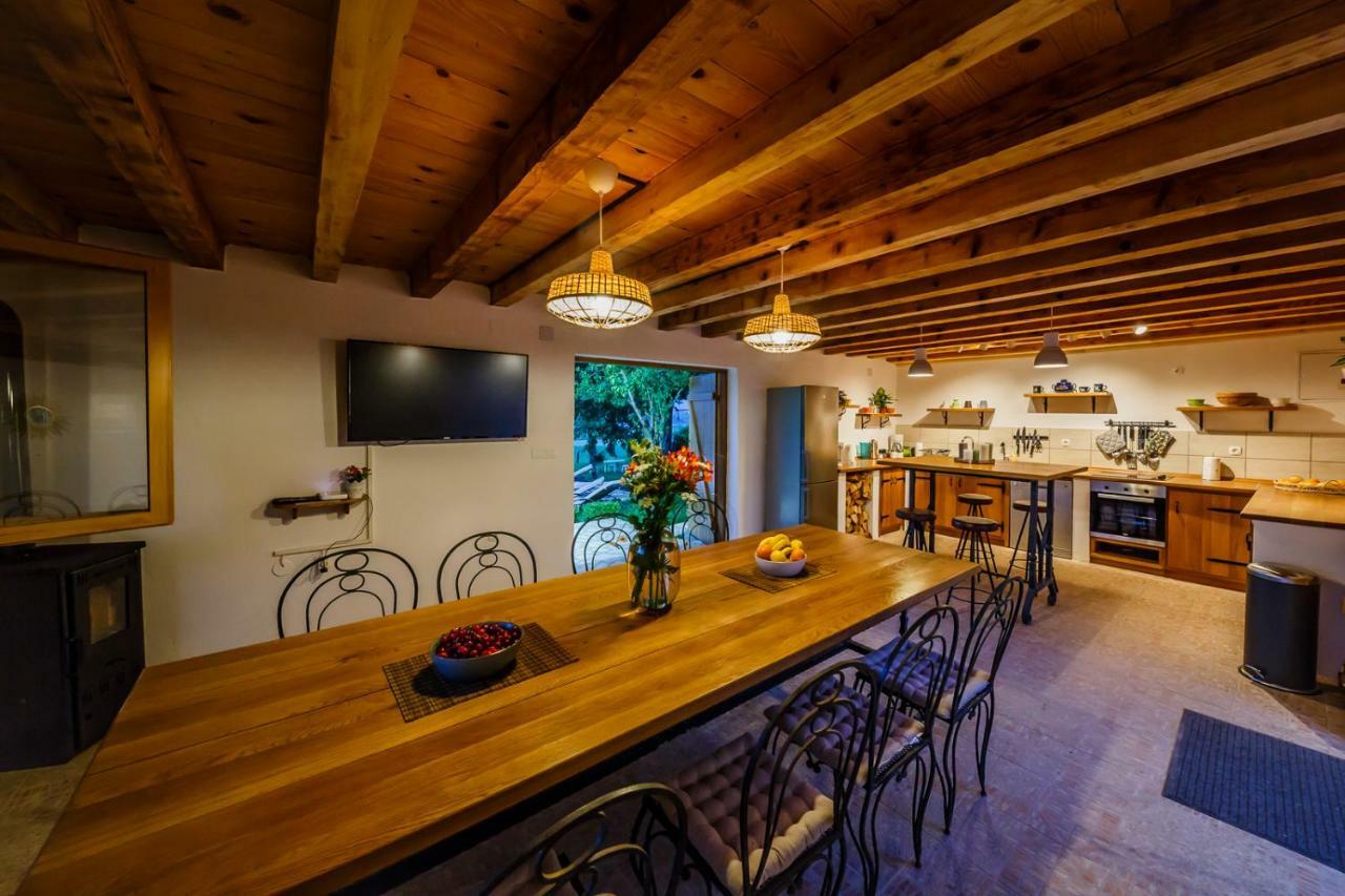 Beautiful Cottage With Heated Pool For 22 Ppl Plaski ภายนอก รูปภาพ