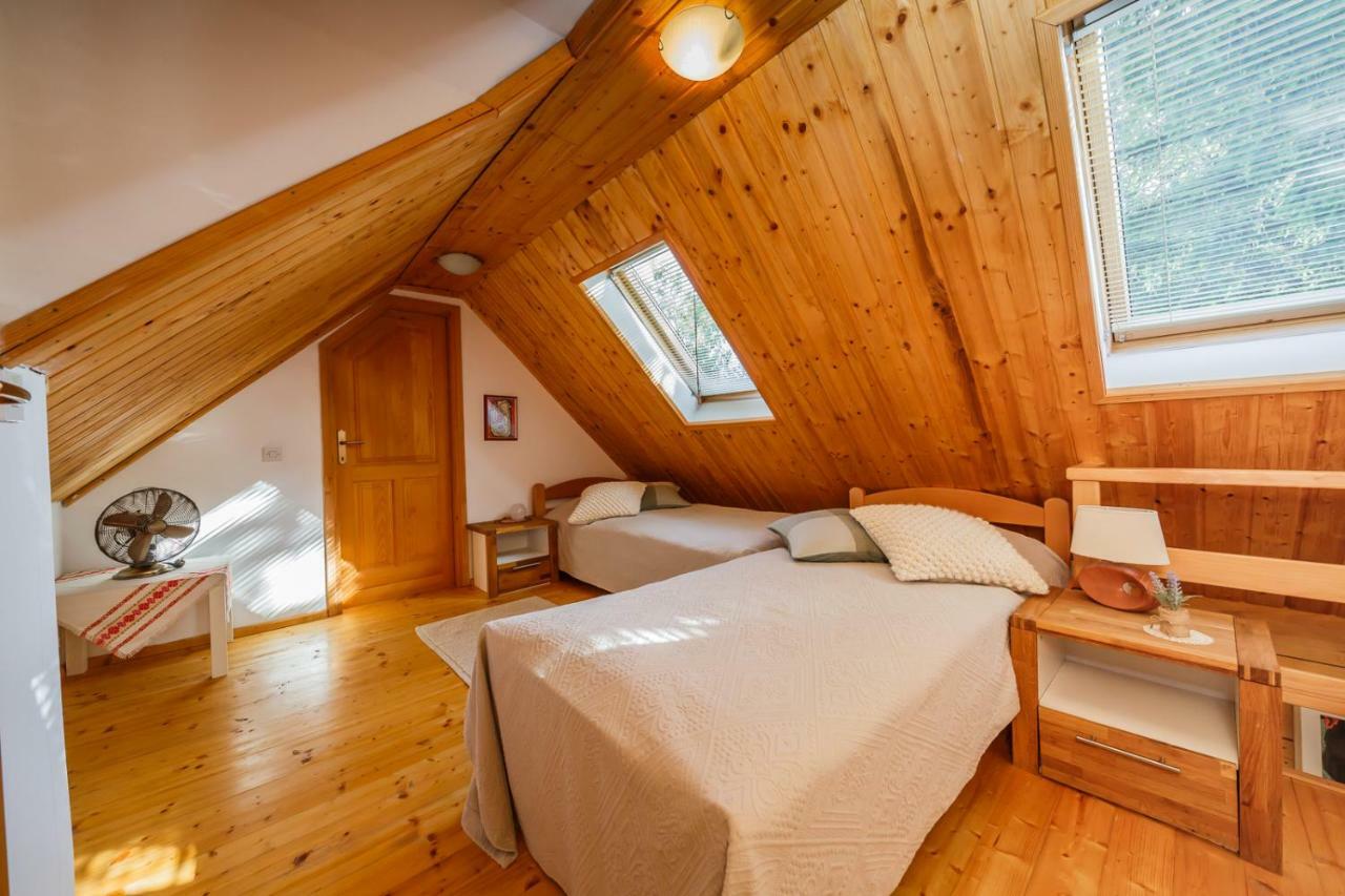 Beautiful Cottage With Heated Pool For 22 Ppl Plaski ภายนอก รูปภาพ