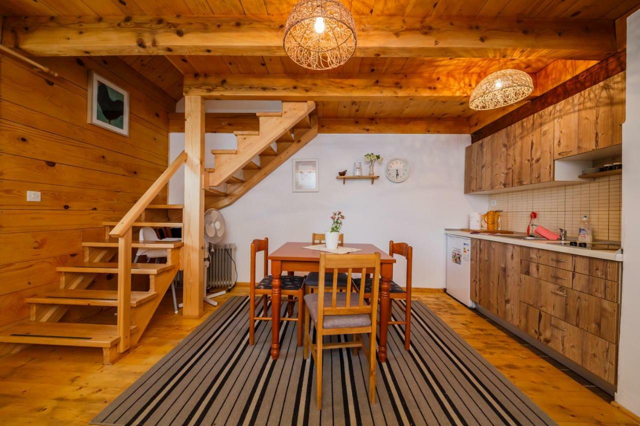 Beautiful Cottage With Heated Pool For 22 Ppl Plaski ภายนอก รูปภาพ