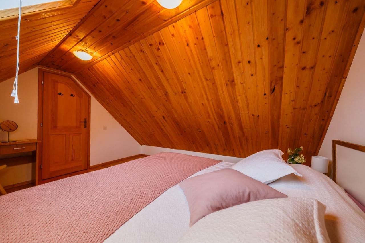 Beautiful Cottage With Heated Pool For 22 Ppl Plaski ภายนอก รูปภาพ